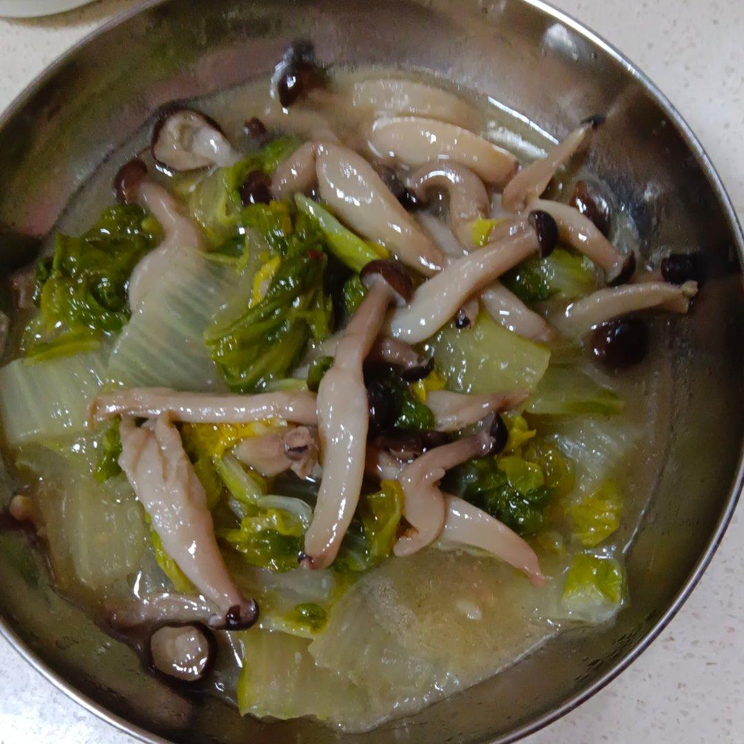 蟹味菇炒青菜