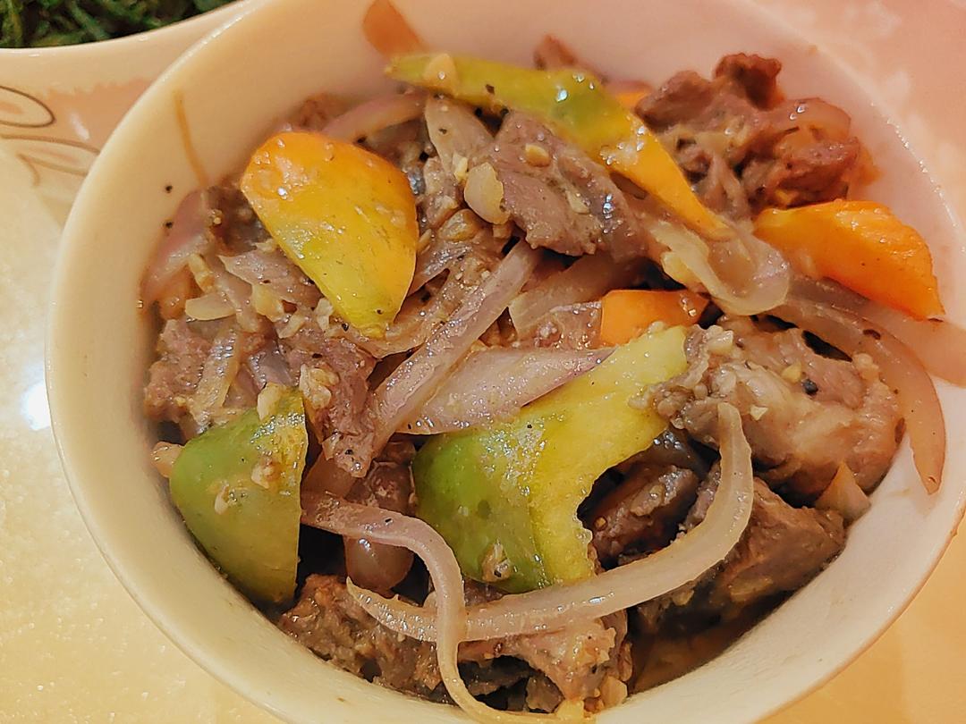 洋葱炒牛肉