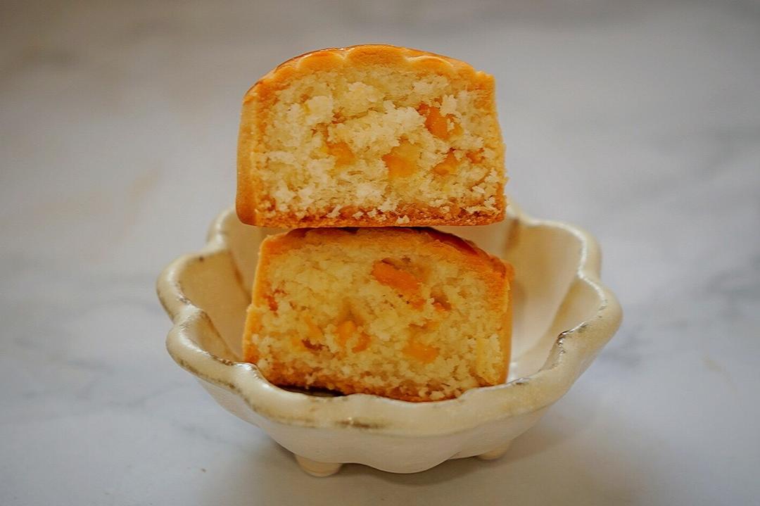 奇奇aicc做的芒果椰蓉月饼