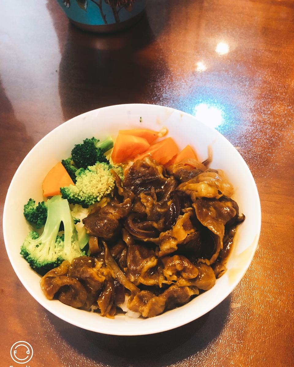 肥牛饭