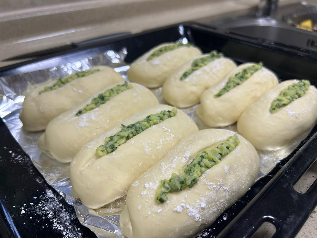 蒜香芝士火腿小吐司🍞超香！无法抗拒的咸口面包