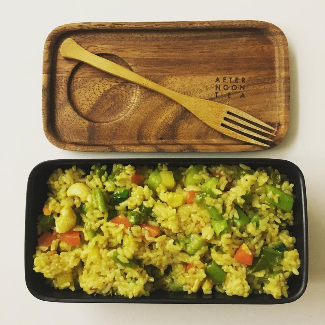 避风塘菠萝咖喱炒饭