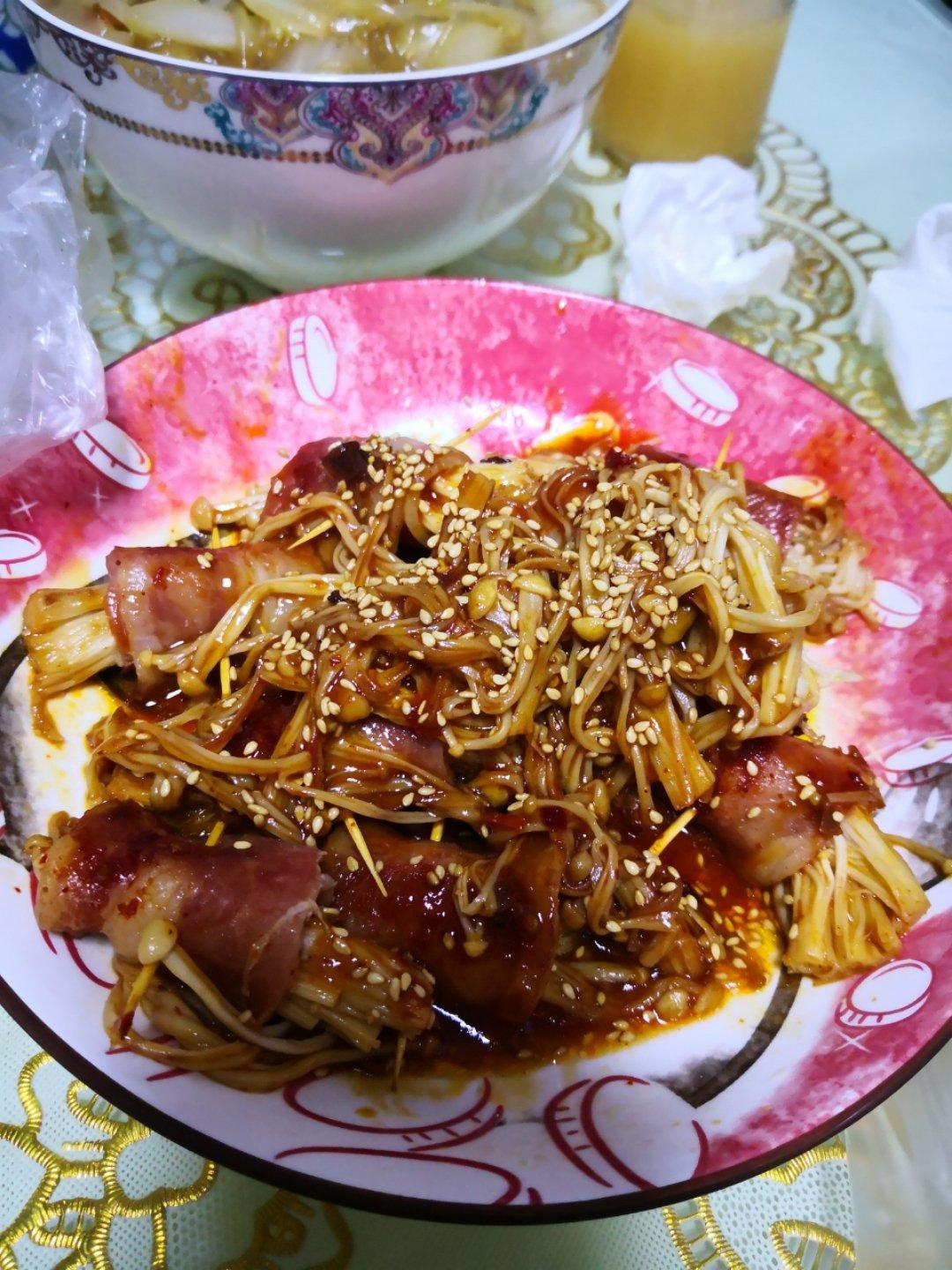 培根金针菇卷