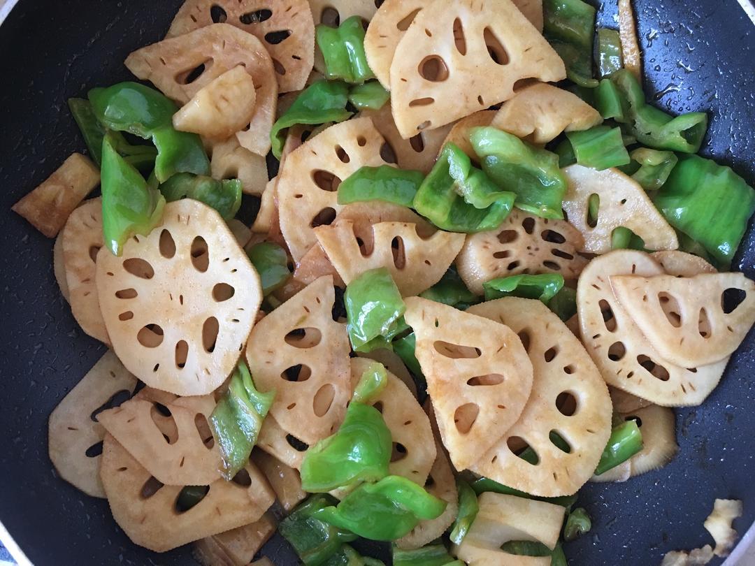 青椒炒糖醋藕
