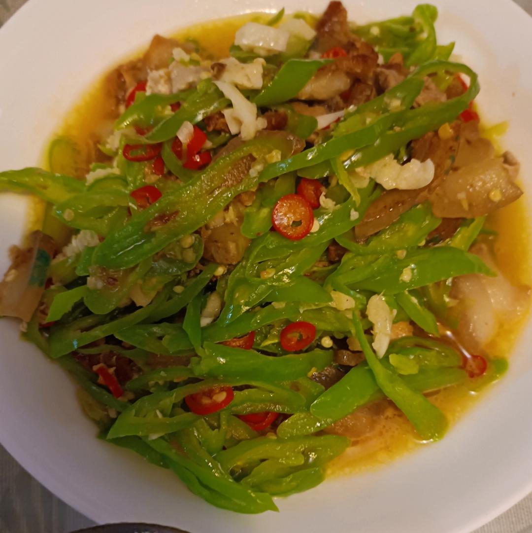 青椒炒偏肥五花肉