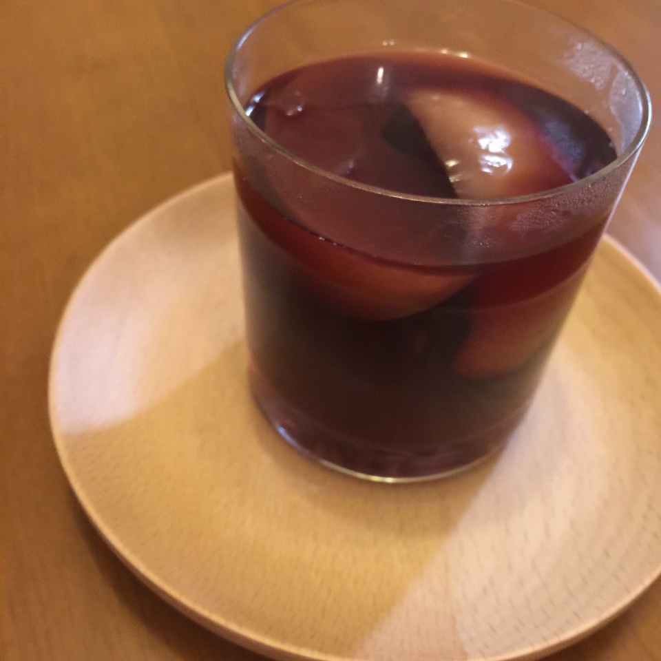 果香热红酒