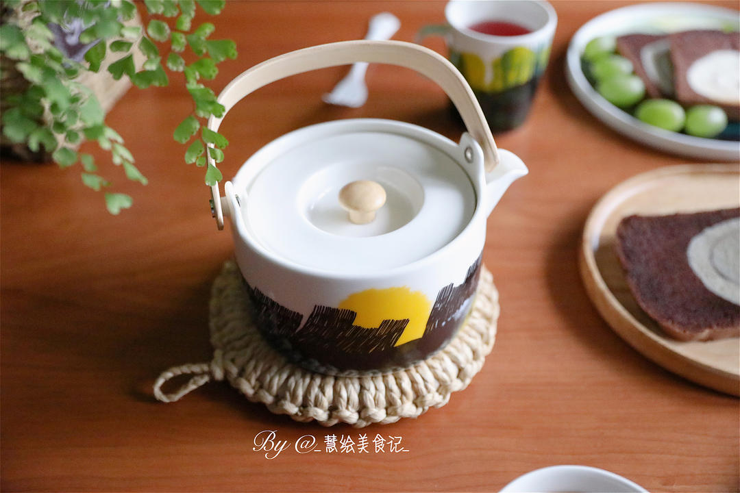 #我用早餐叫醒你#