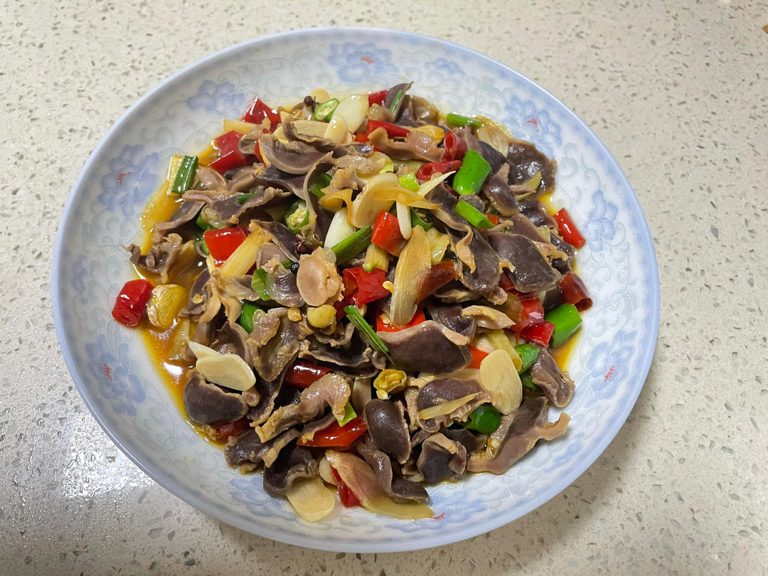 下饭神器泡椒鸡胗