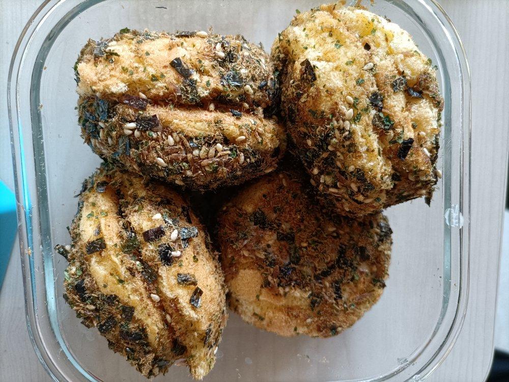 美味海苔肉松小贝
