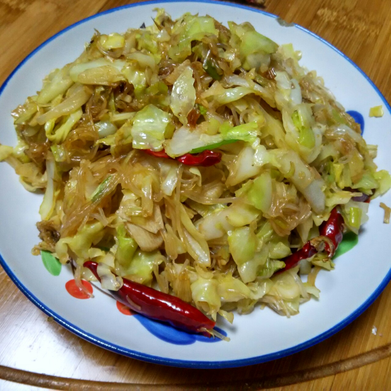 卷心菜炒粉丝 Glass noodles with Cabbage