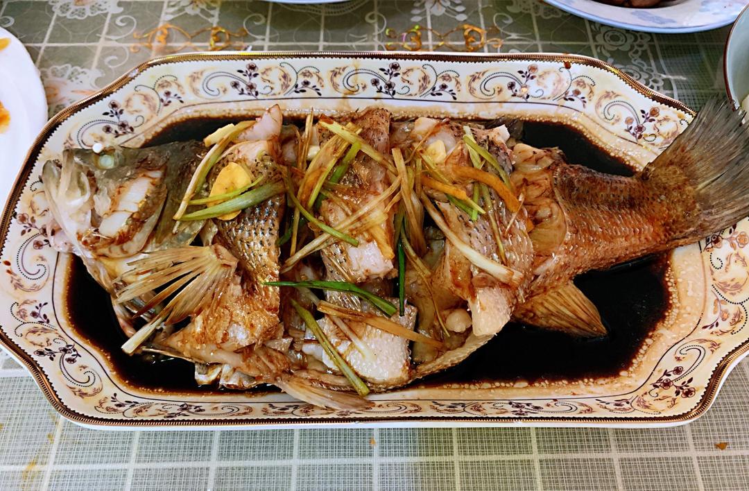 清蒸鲈鱼