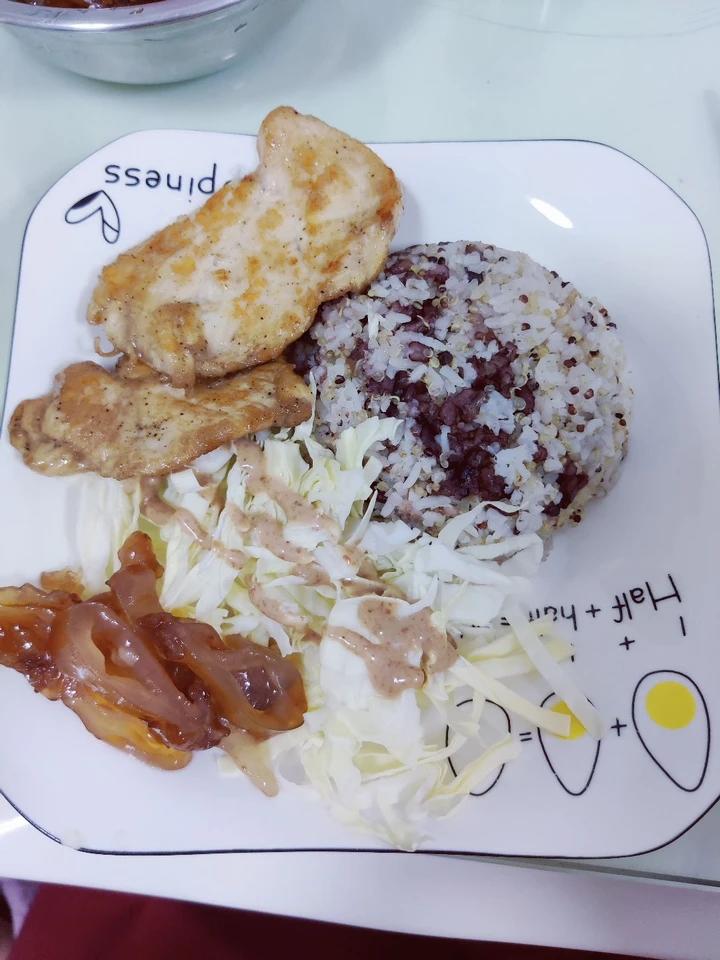迄今为止最好吃的减肥餐，香煎鸡胸肉