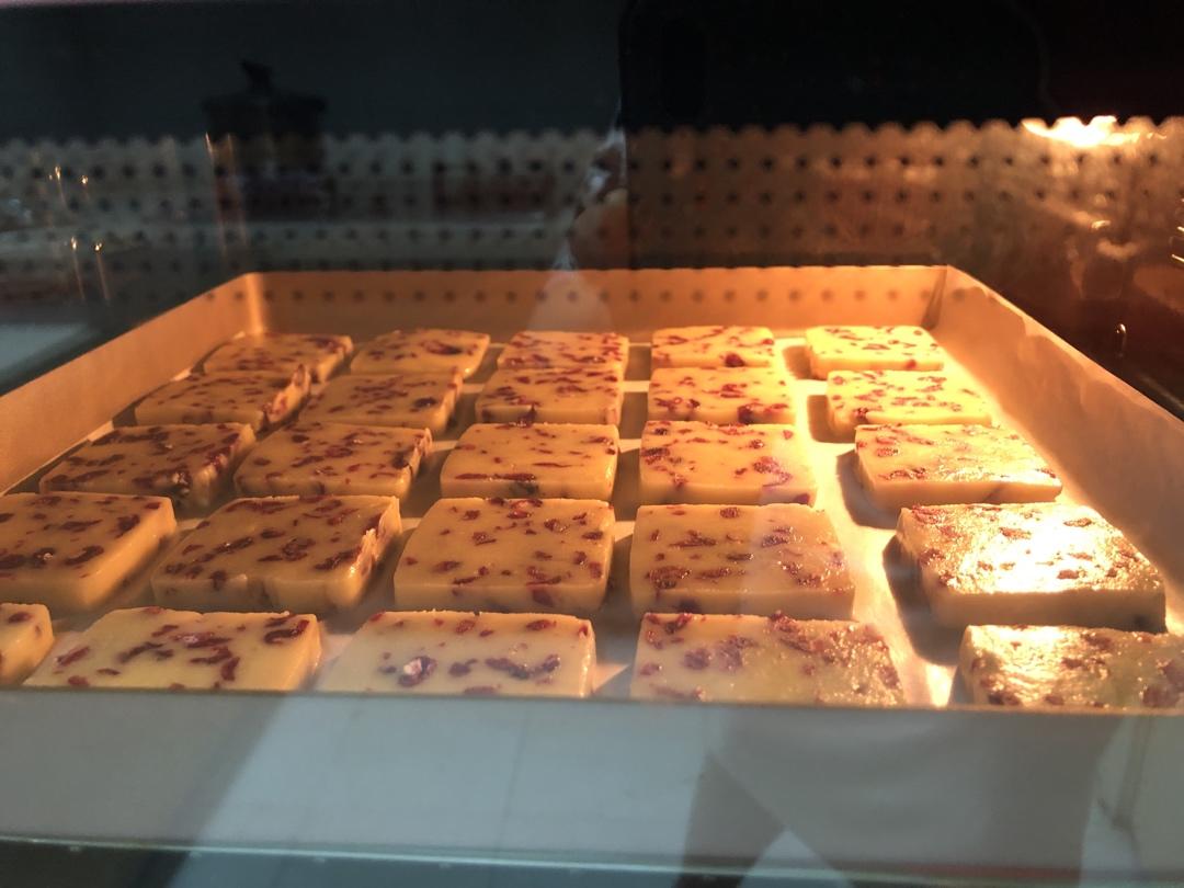 一学就会的蔓越莓曲奇饼干