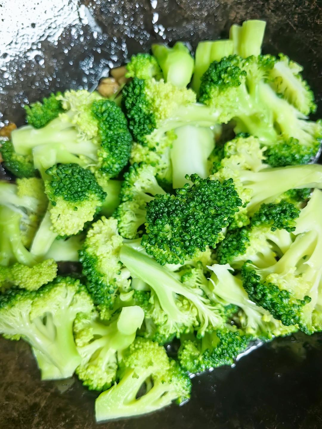 清炒西兰花