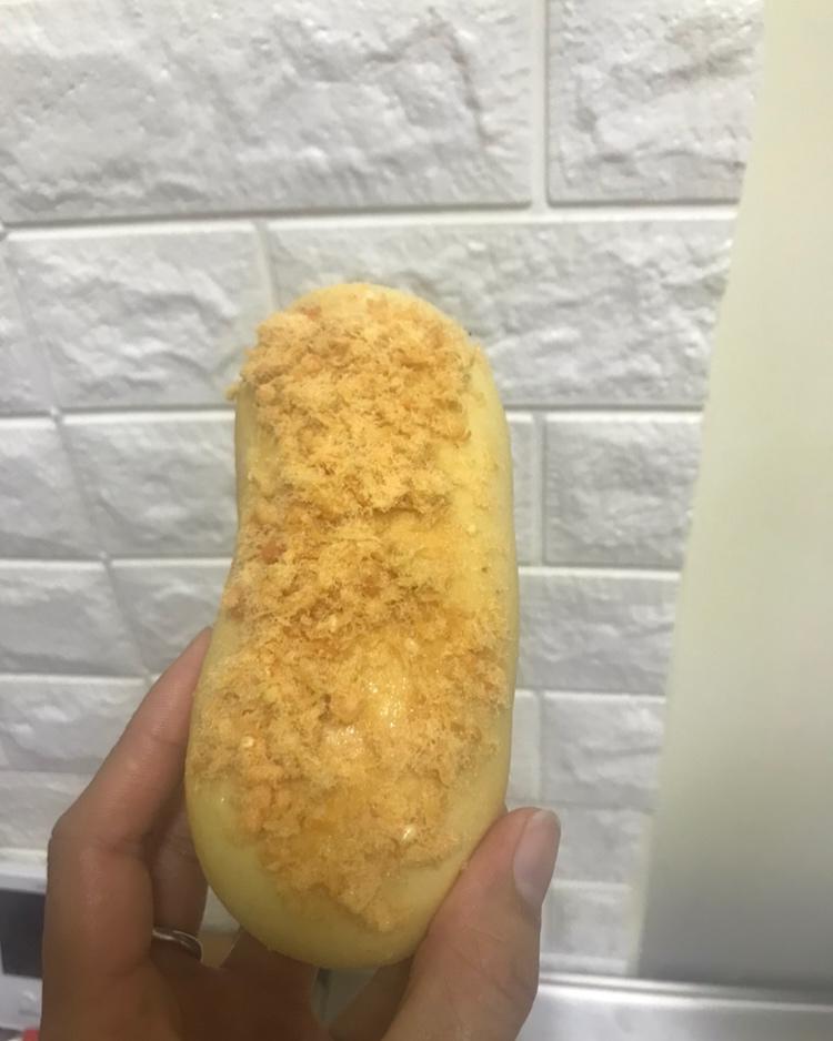 香辣肉松餐包