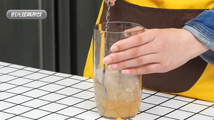 「时光荏苒茶饮」芒果酸奶的做法的做法 步骤7