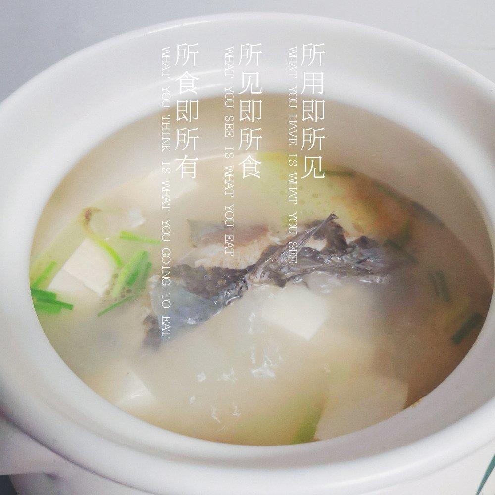 鲫鱼豆腐汤