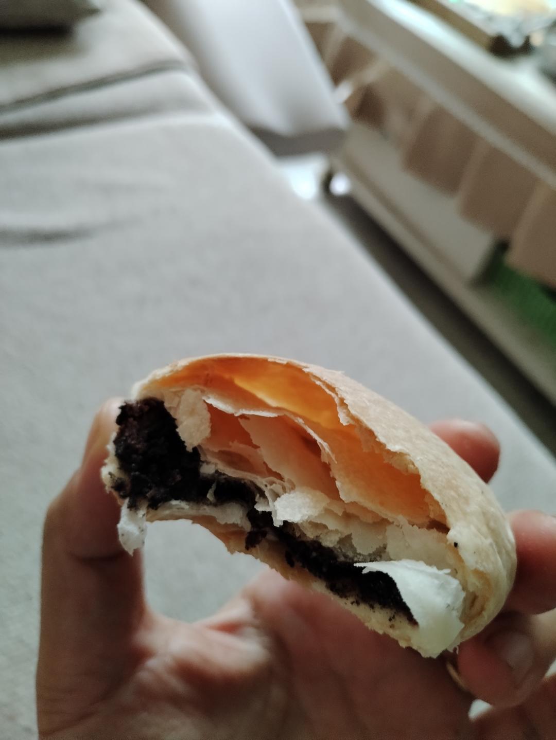 外酥里软，酥到掉渣的中式酥皮点心，爆好吃