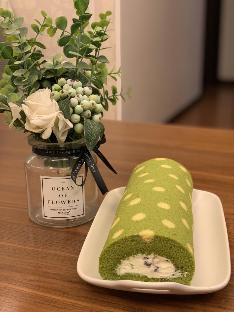 波点抹茶奶冻蛋糕卷
