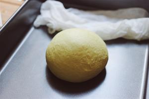 日式咖喱牛肉面包的做法 步骤2