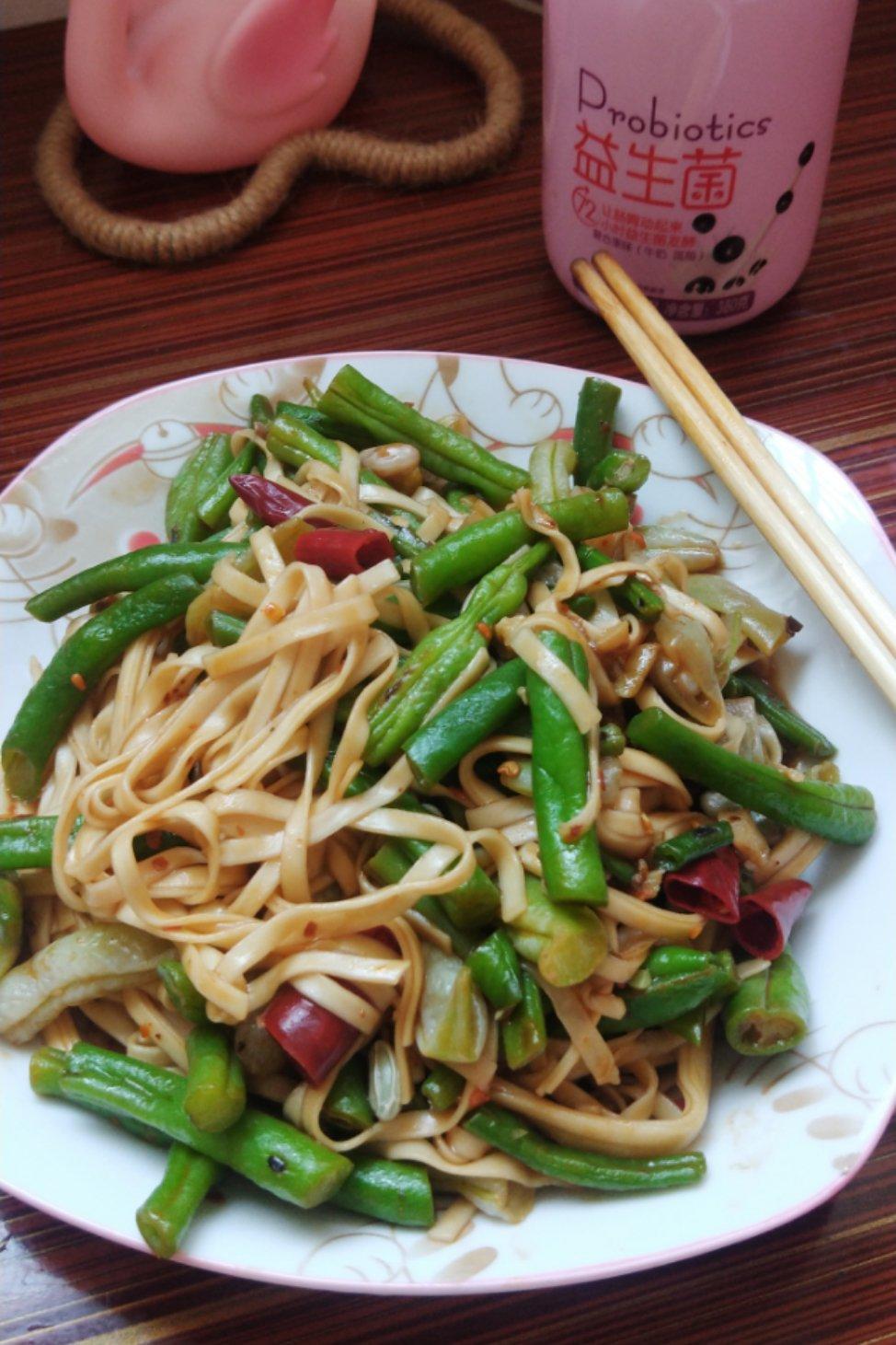 豆角焖面