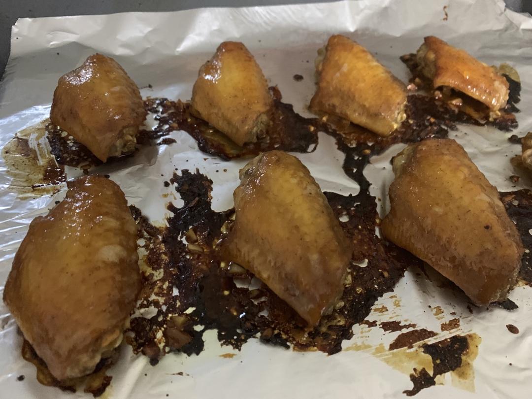秘制烤鸡翅