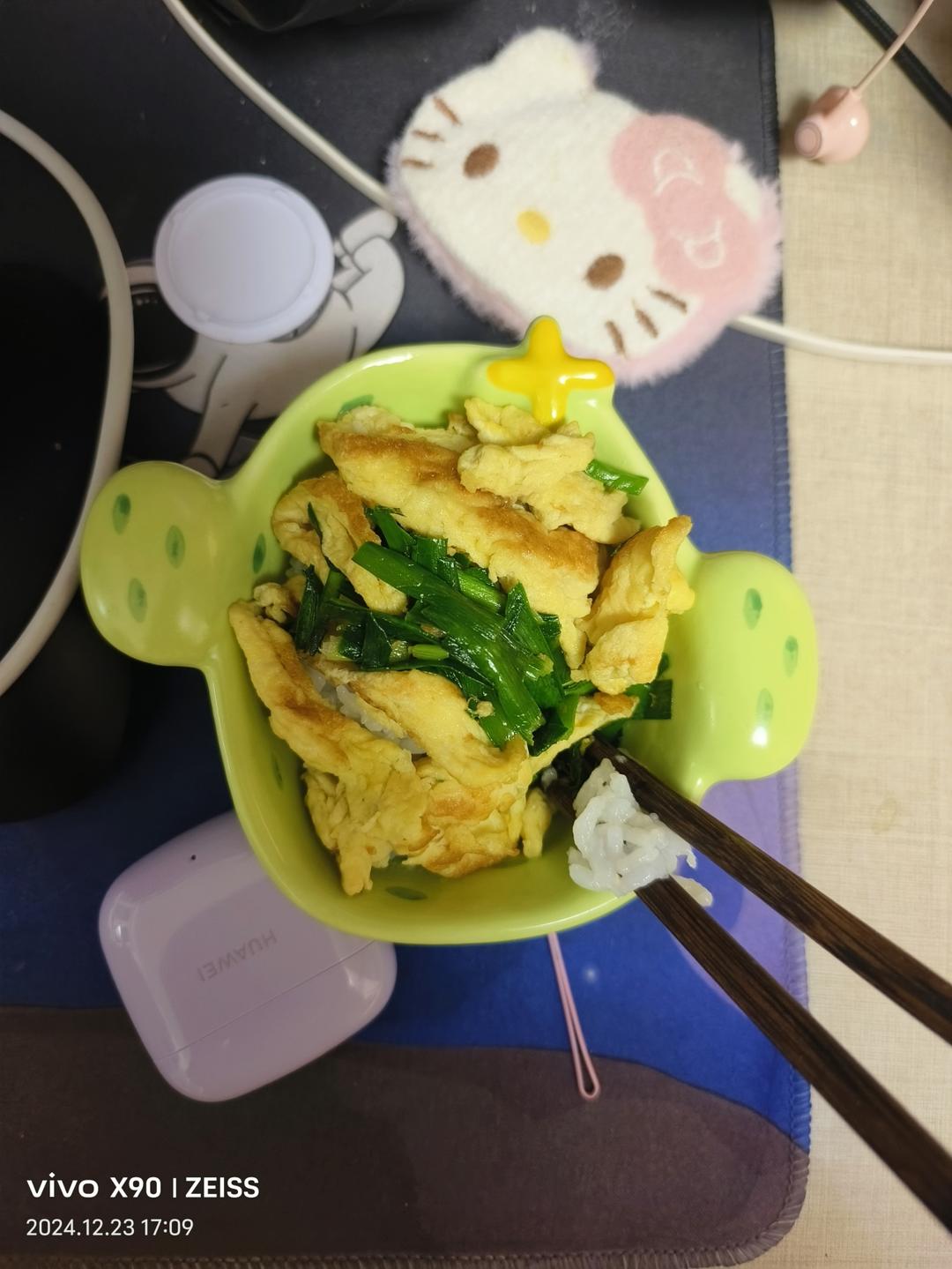 韭菜炒鸡蛋——三分钟快手下饭菜 掌握火候的秘诀