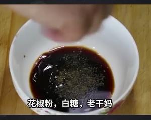 方便面的新吃法！美味简单的做法 步骤2