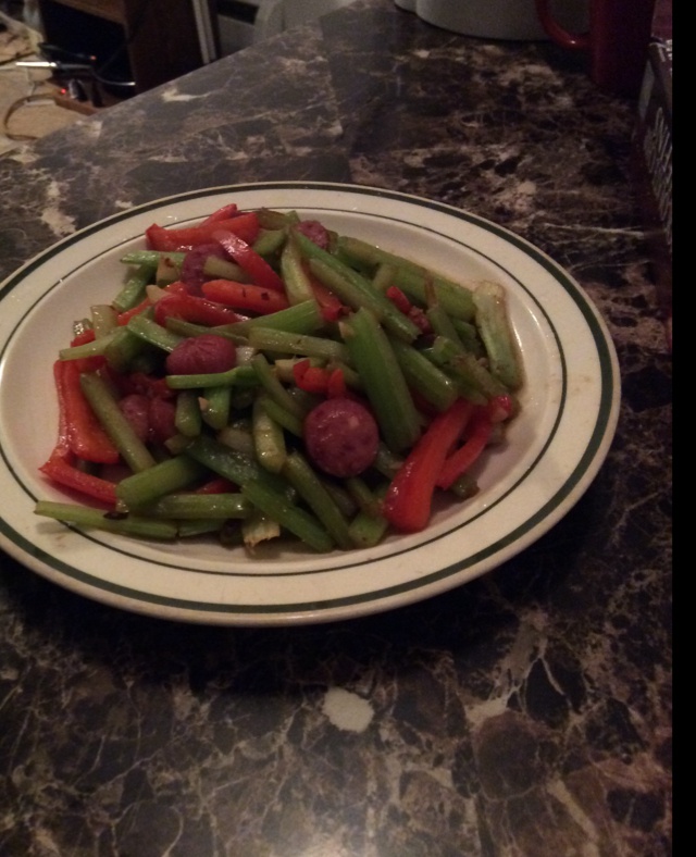 芹菜炒肉