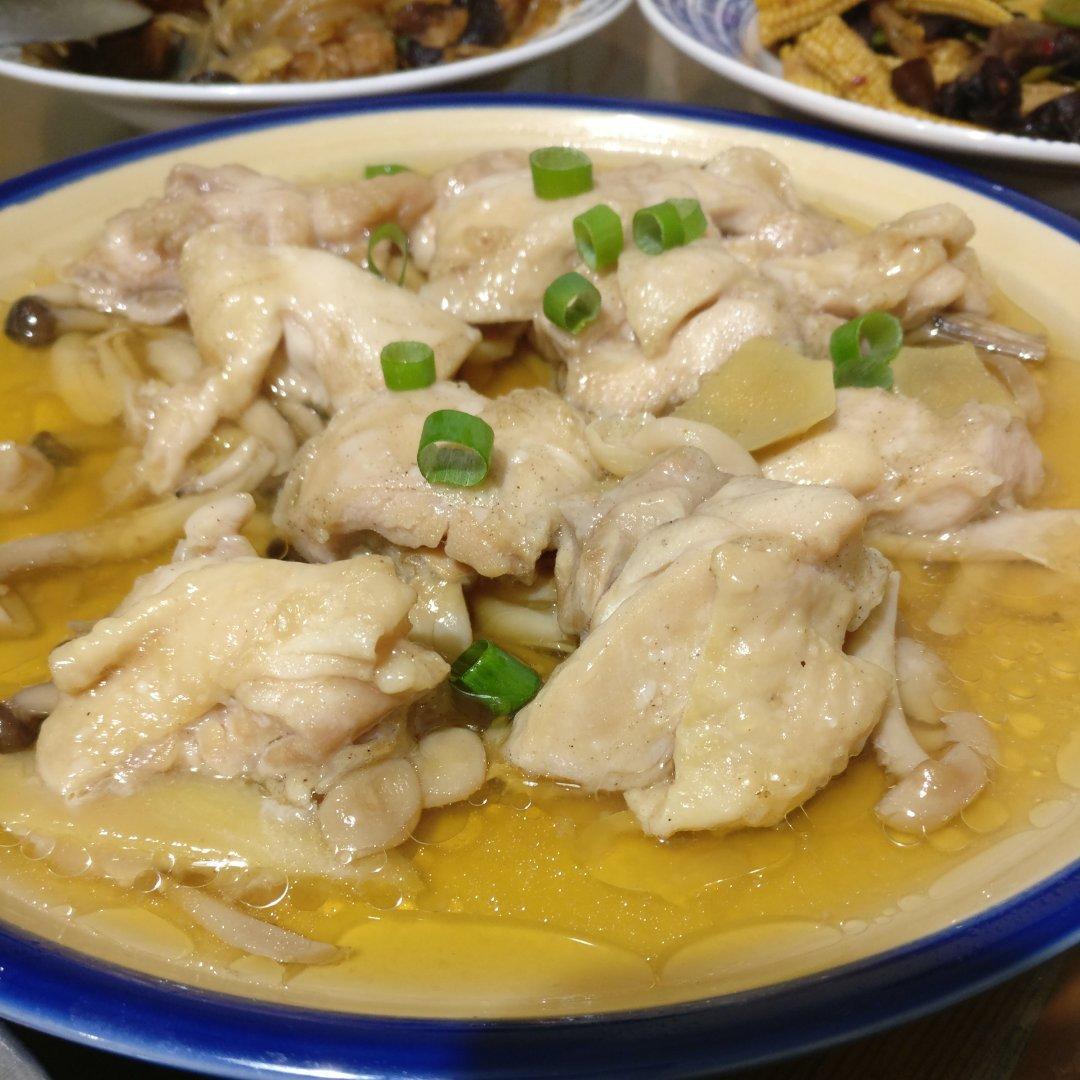 菌菇蒸鸡肉