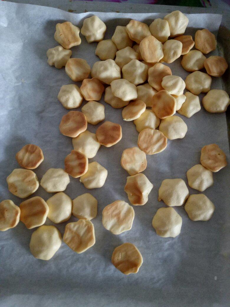 鸡蛋小饼干