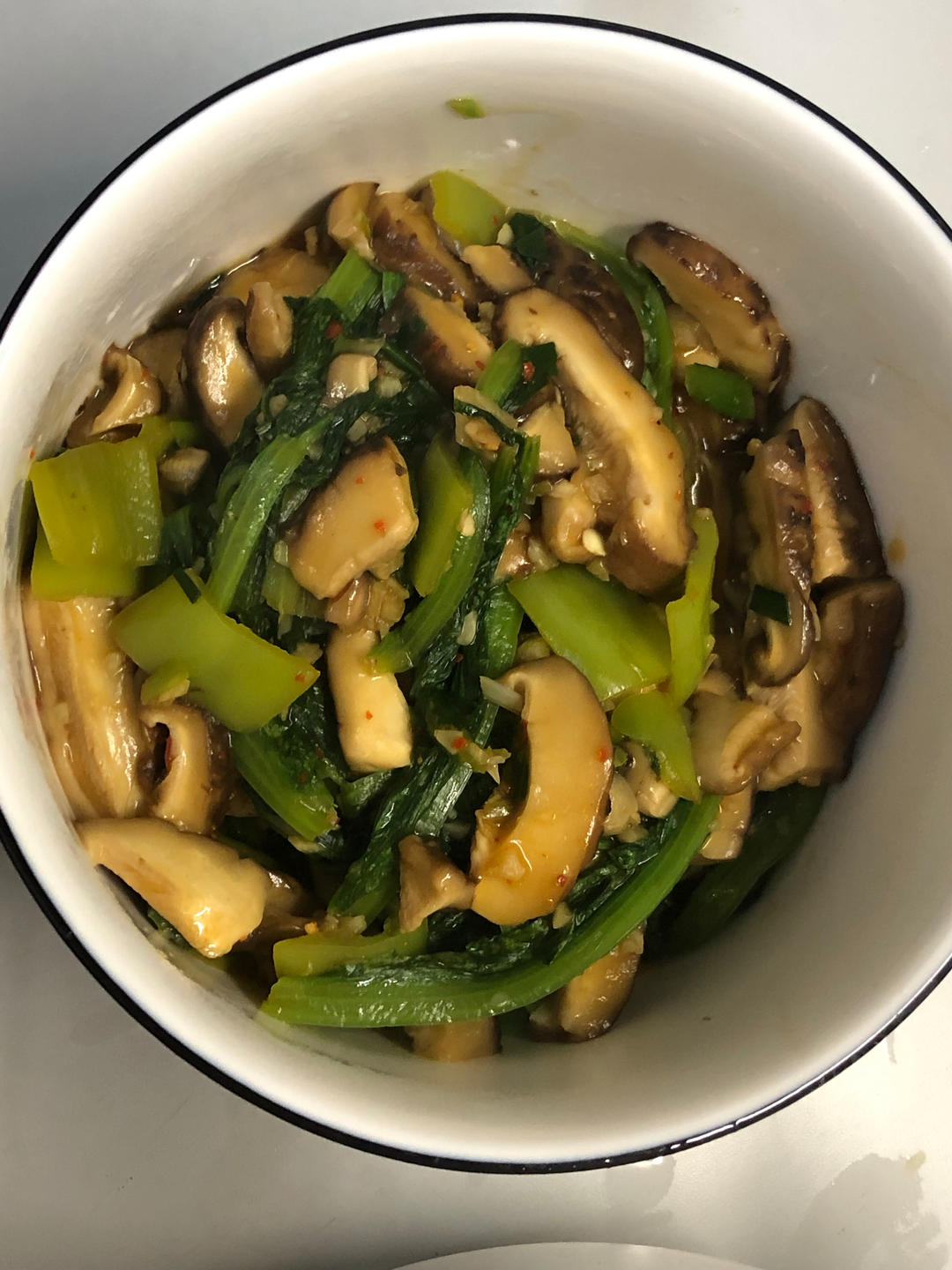 香菇油菜（简单快手）