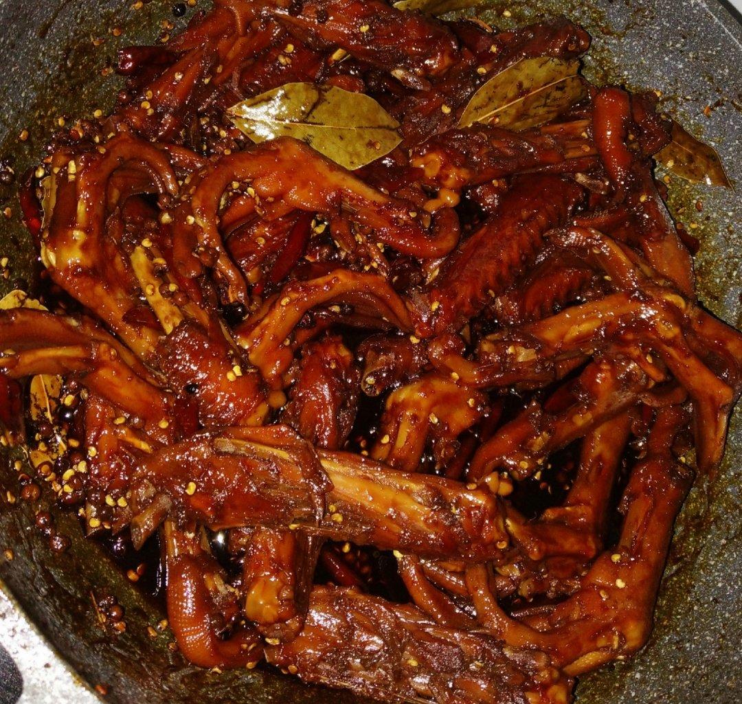 精准配方，媲美周黑鸭的卤鸭脚！
