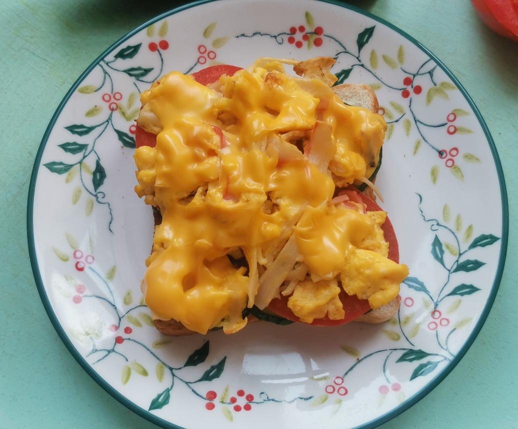 乳酪滑蛋烤吐司面包