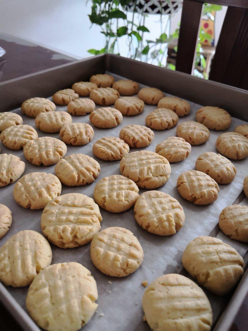 猪油饼干（听着不好听的名字，味道好到爆）