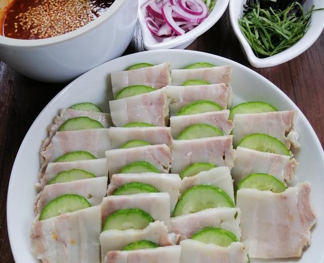 一口蒜泥白肉的做法