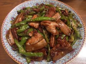 青椒回锅肉—一盘干掉三碗饭的做法 步骤12