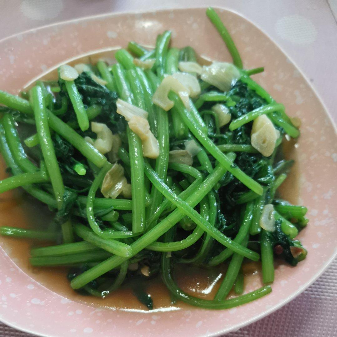 蒜茸茼蒿