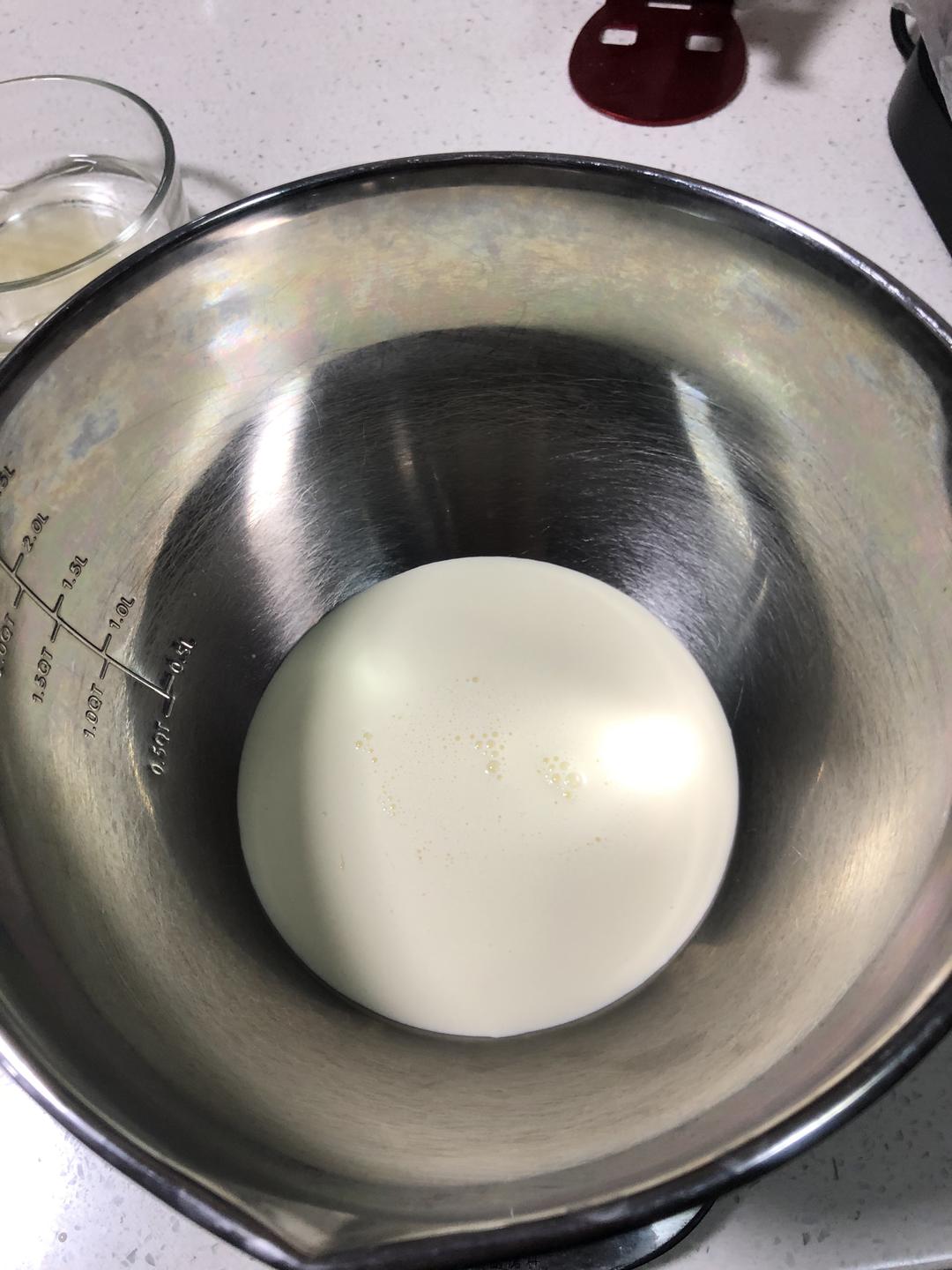 纯奶手撕吐司的做法 步骤1