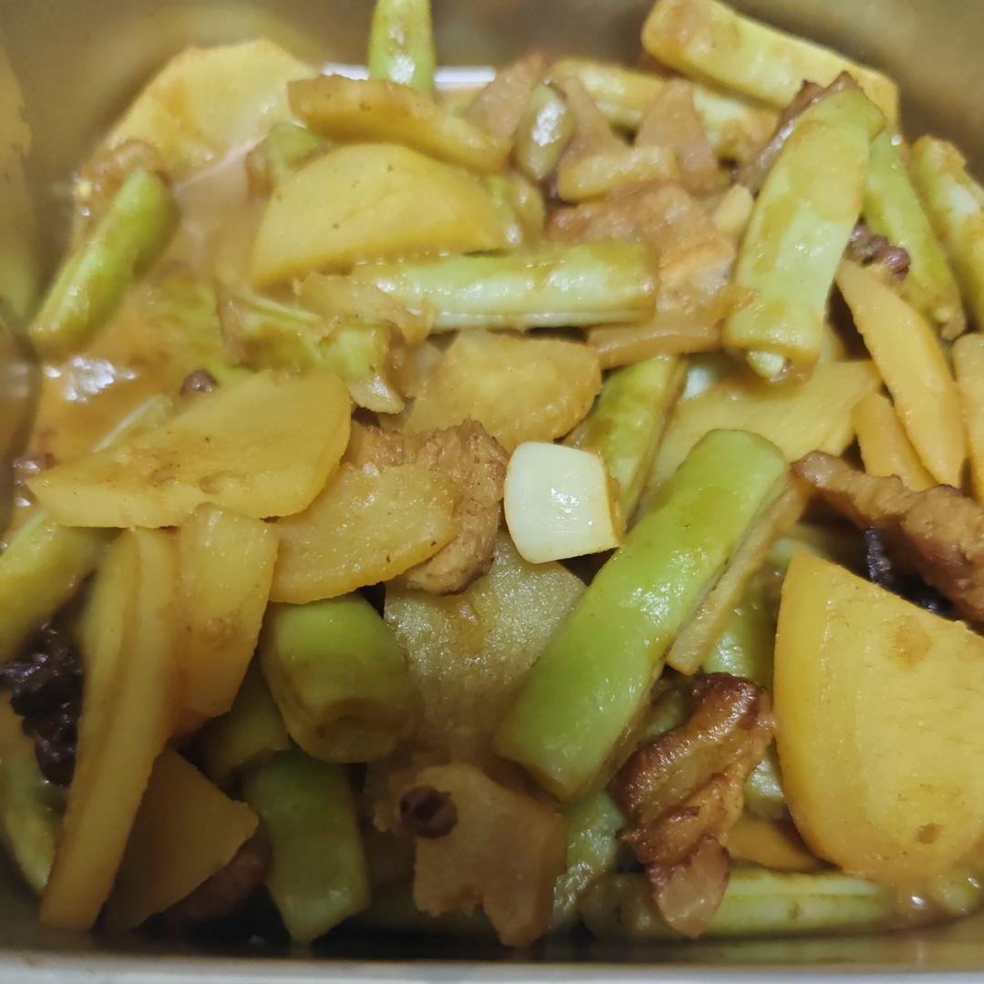 豆角土豆炖肉
