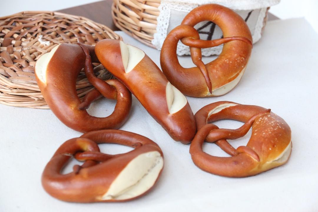 哈喽~面包你好！巴伐利亚碱水面包