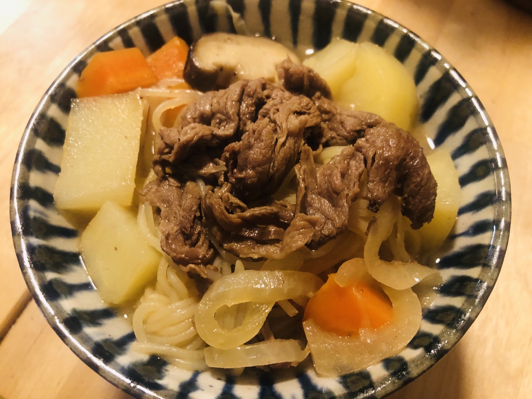 地道日式土豆炖牛肉        （肉じゃが）