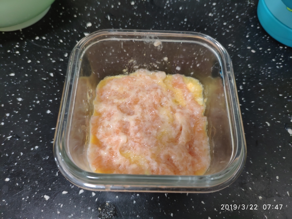 《宝宝辅食》之卷心菜三文鱼鸡蛋蒸糕的做法 步骤10