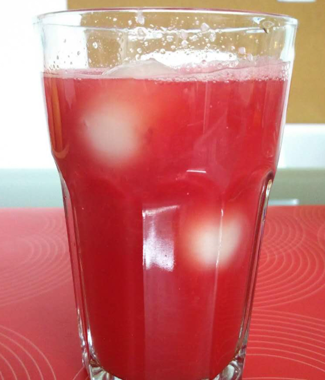 最好喝的搭配——agnes b cafe的荔枝西瓜汁