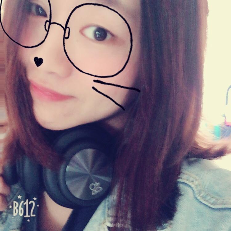 右*^☆^*邊