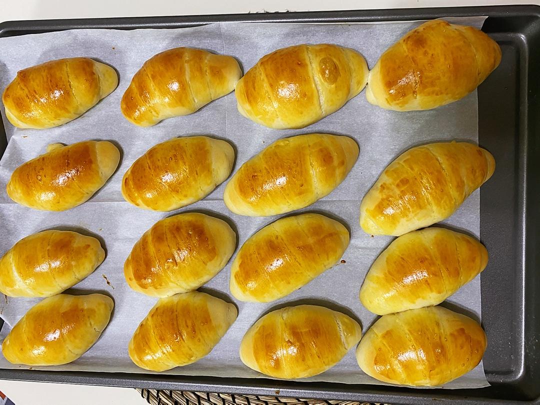 手揉小小牛角包🥐（牛奶面包配方）
