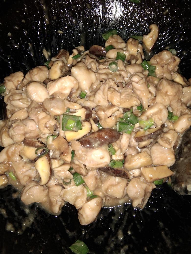 低脂低卡‼️ 家常菜‼️香菇滑鸡‼️好吃到停不下来