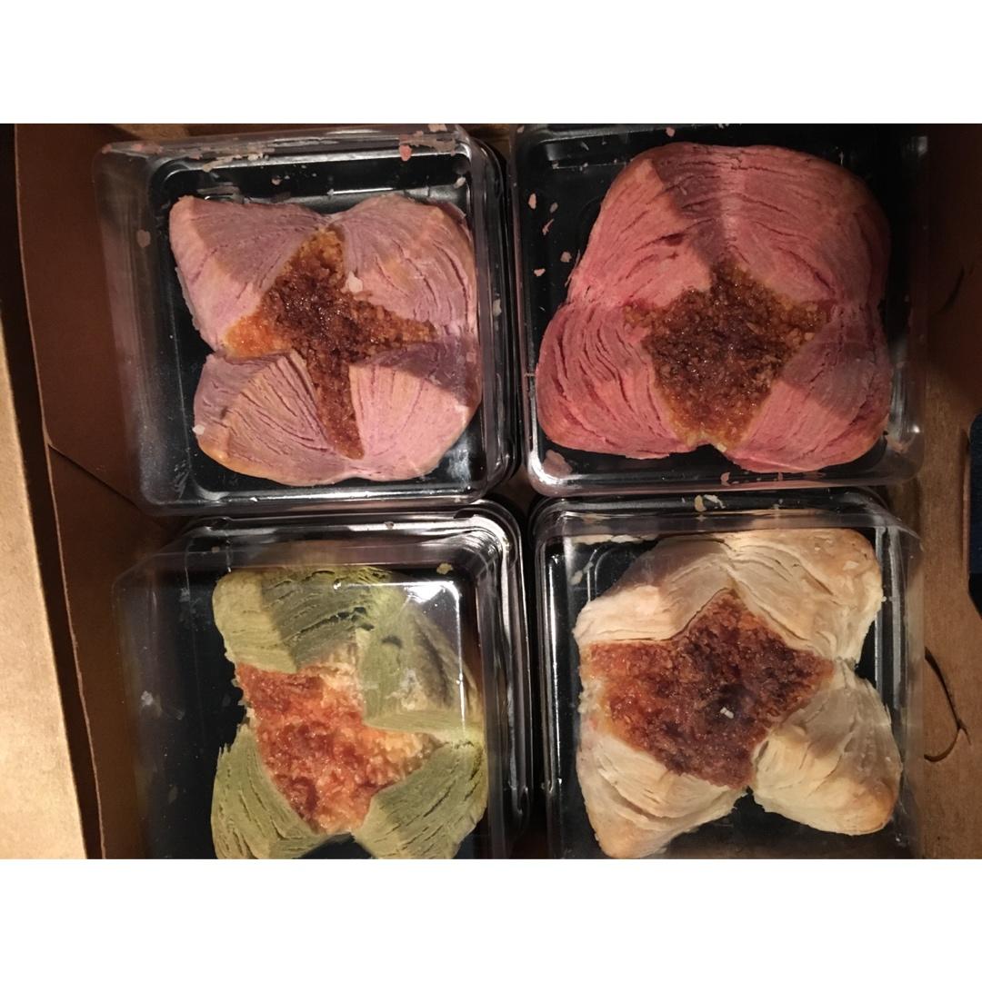 花开富贵之四种口味的椰蓉开口酥