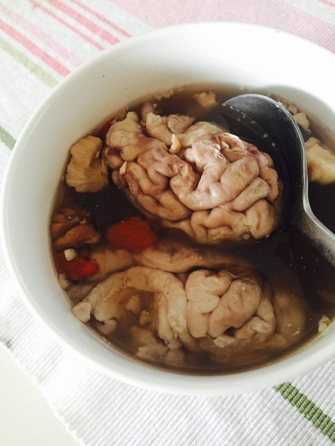 猪脑炖天麻的做法