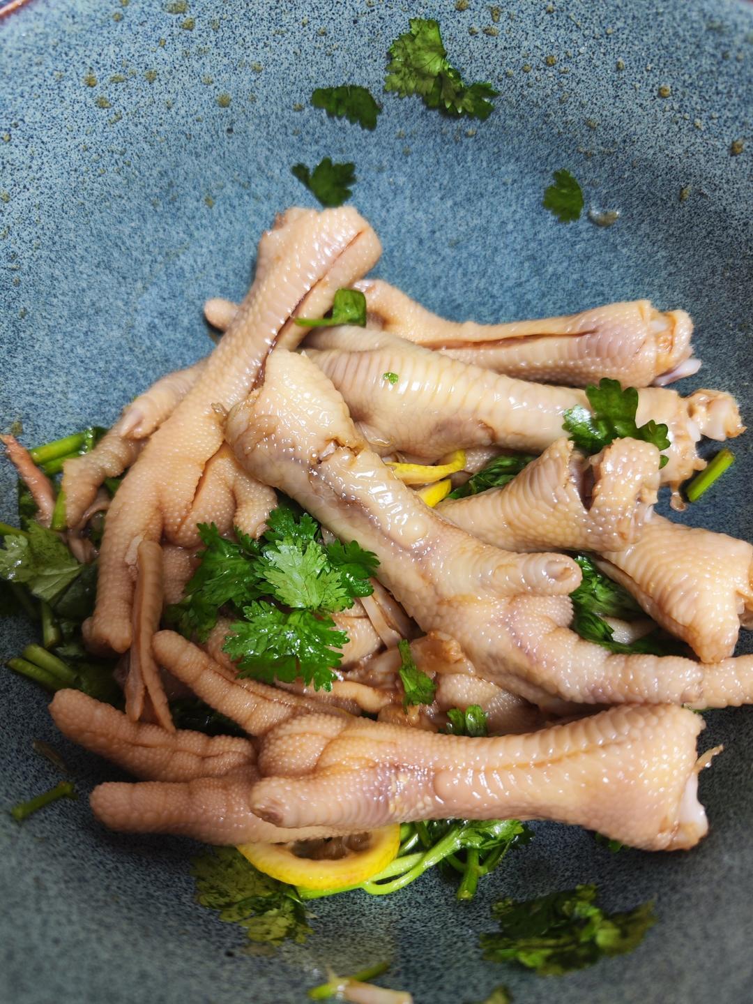 柠檬无骨酸辣凤爪